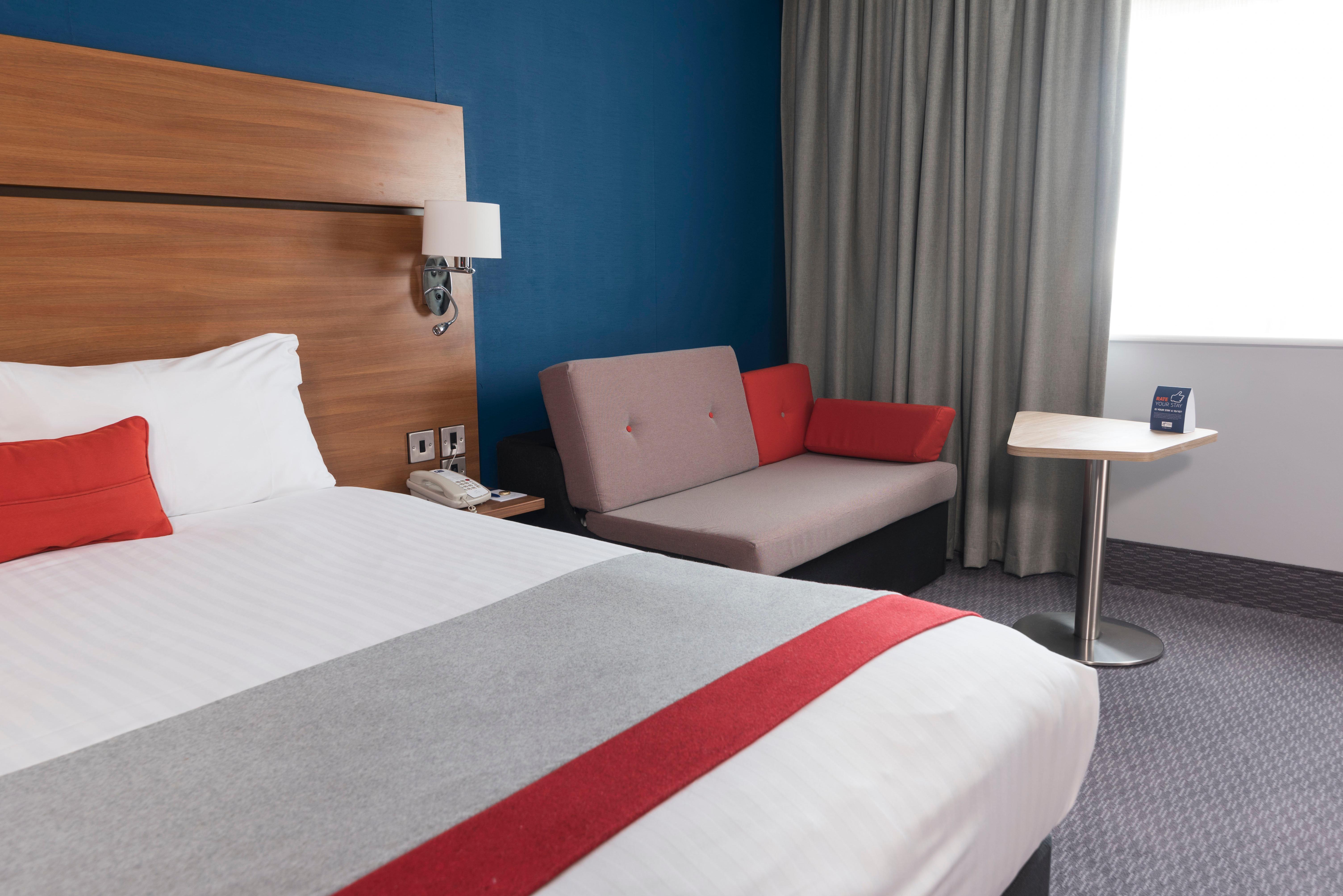 Holiday Inn Express Birmingham Star City By Ihg Exterior photo