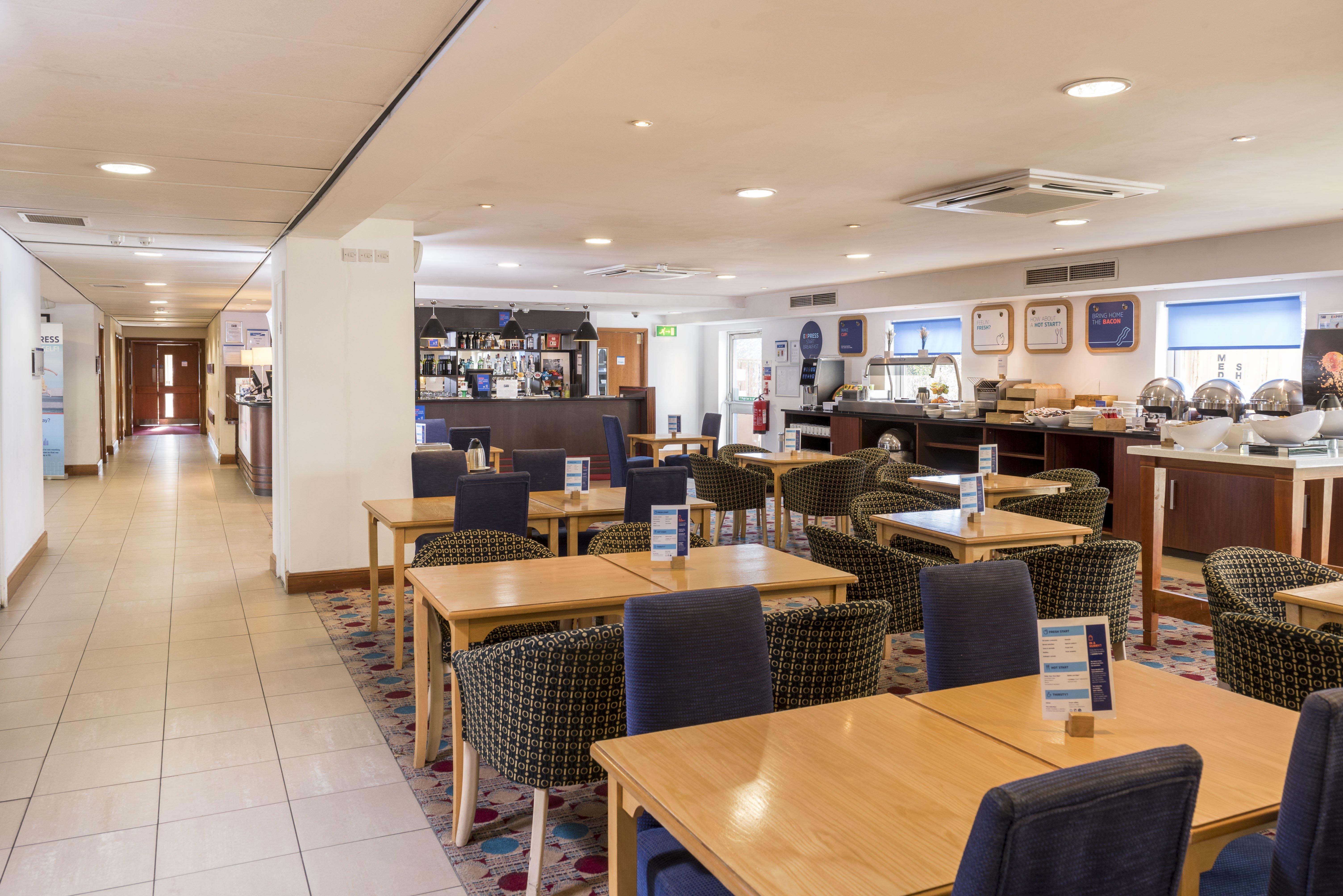 Holiday Inn Express Birmingham Star City By Ihg Exterior photo